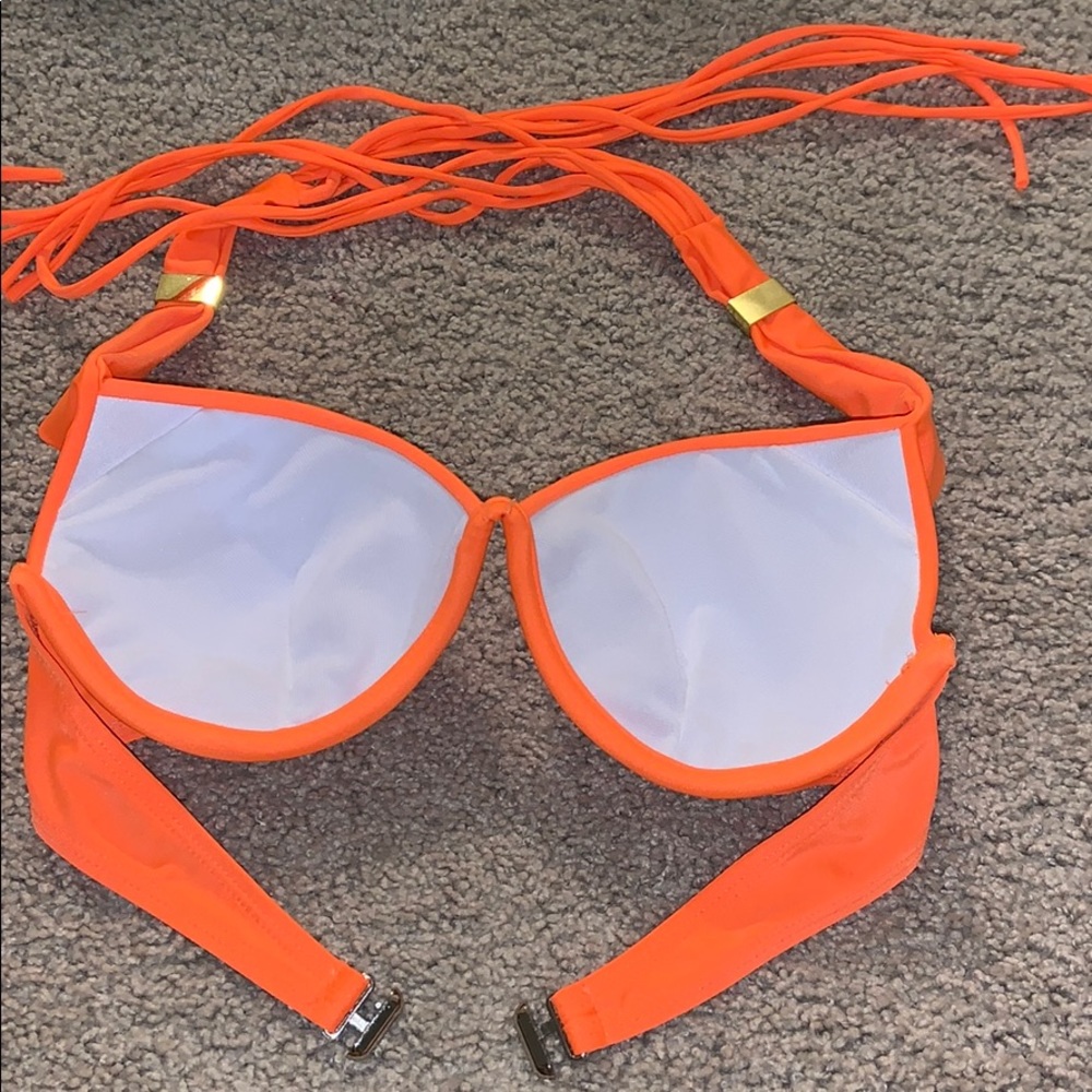 bikini top - Picture 2 of 2